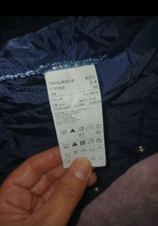 Parka acolchada Benetton azul marino T. 3/4