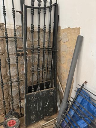 Rejas de puerta de hierro forjado