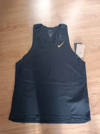 Camiseta running hombre Nike