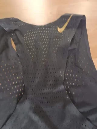 Camiseta running hombre Nike