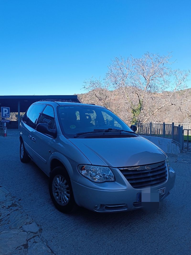 65000!!Chrysler Voyager - foto 1