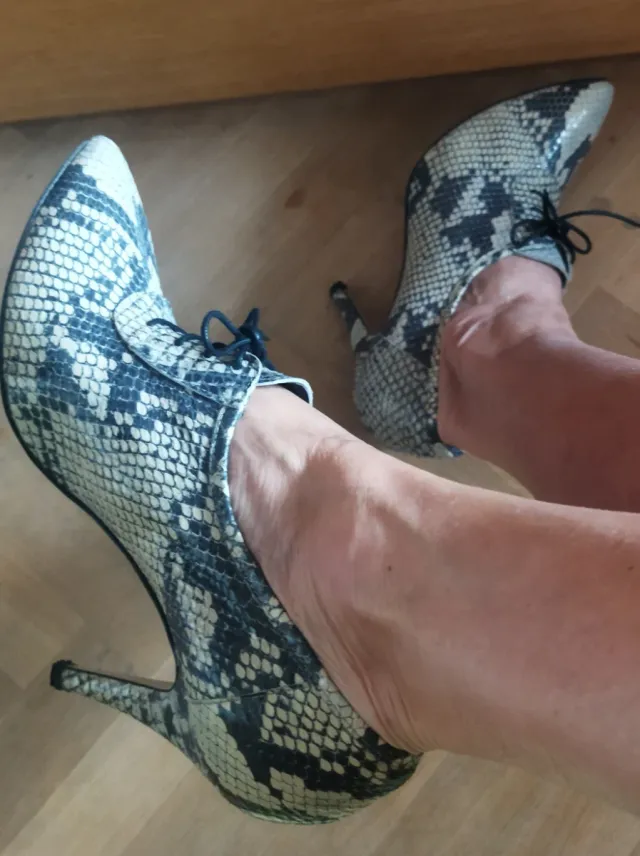 Zapatos tacón efecto serpiente T38