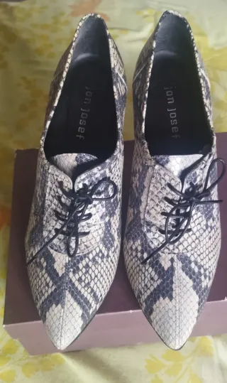 Zapatos tacón efecto serpiente T38