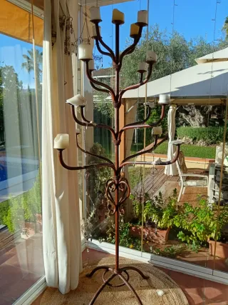 Candelabro de hierro forjado