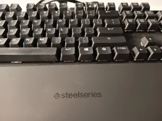Teclado Steelseries Apex 7 Mecánico Marrón