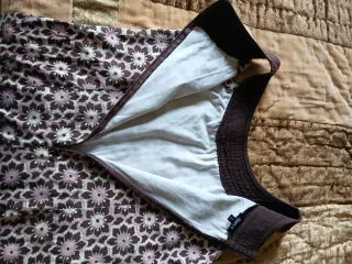 Vestido estampado floral sin mangas