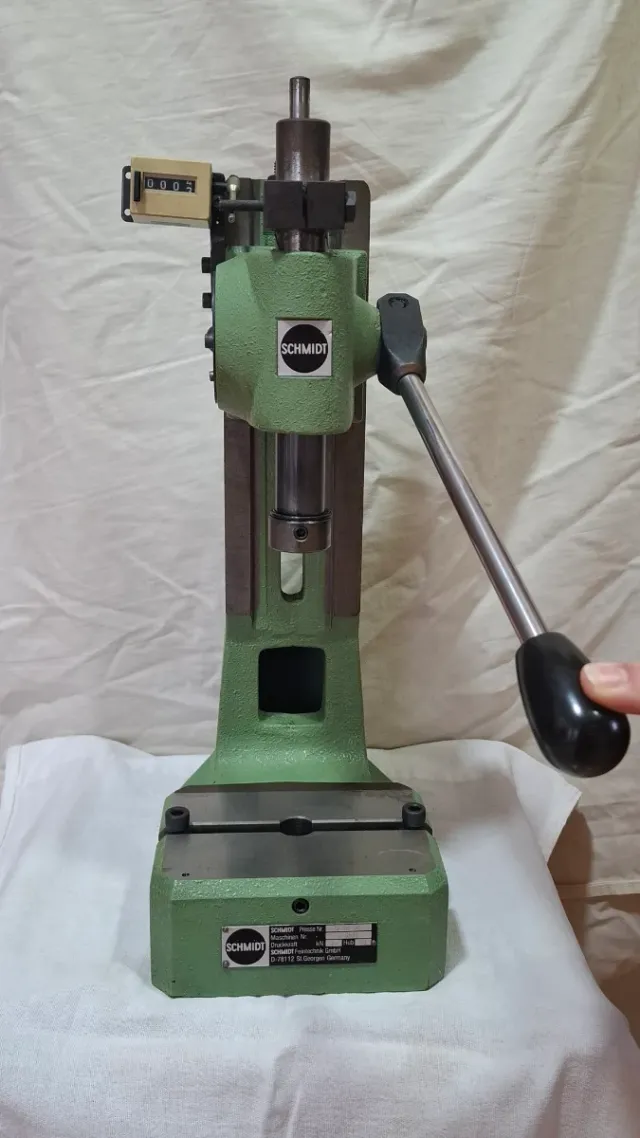 Prensa manual cremallera Schmidt