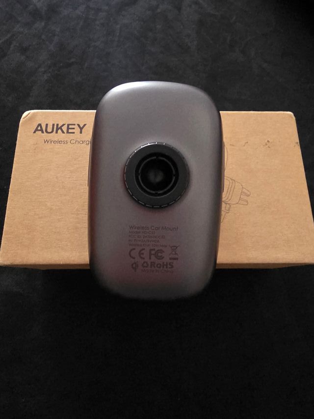 Soporte Coche Carga Inalámbrica AUKEY