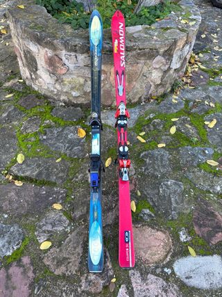 Lote 2 pares esquís Salomon y Rossignol