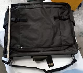 Borsa porta abiti Fila verde oliva