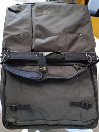 Borsa porta abiti Fila verde oliva