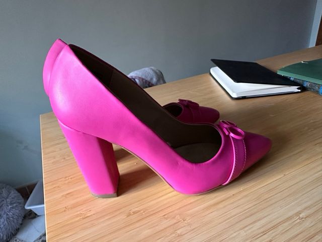 Zapatos Cloe tacón alto fucsia