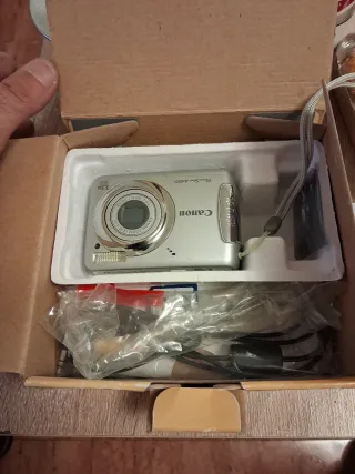 Cámara Canon 10MP 3.3x Zoom Plata