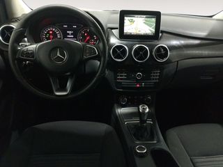 Mercedes Clase B 180d Style