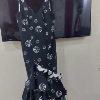 Vestido Sevillanas Negro con Volantes