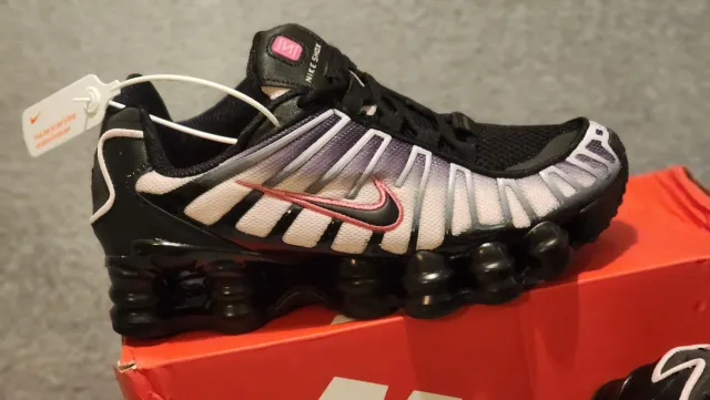 Nike Shox Mujer Negro/Rosa