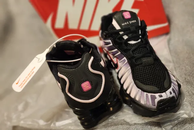 Nike Shox Mujer Negro/Rosa