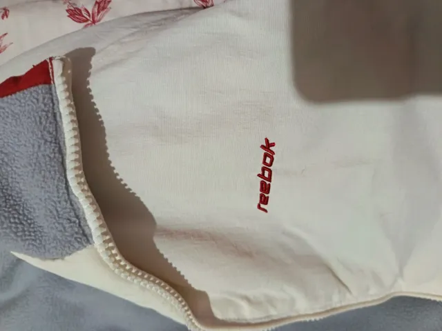 Cazadora deportiva Reebok acolchada vintage Unisex