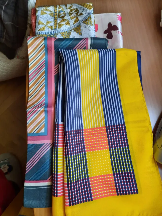 4 Pañuelos Cuello Mujer Multicor