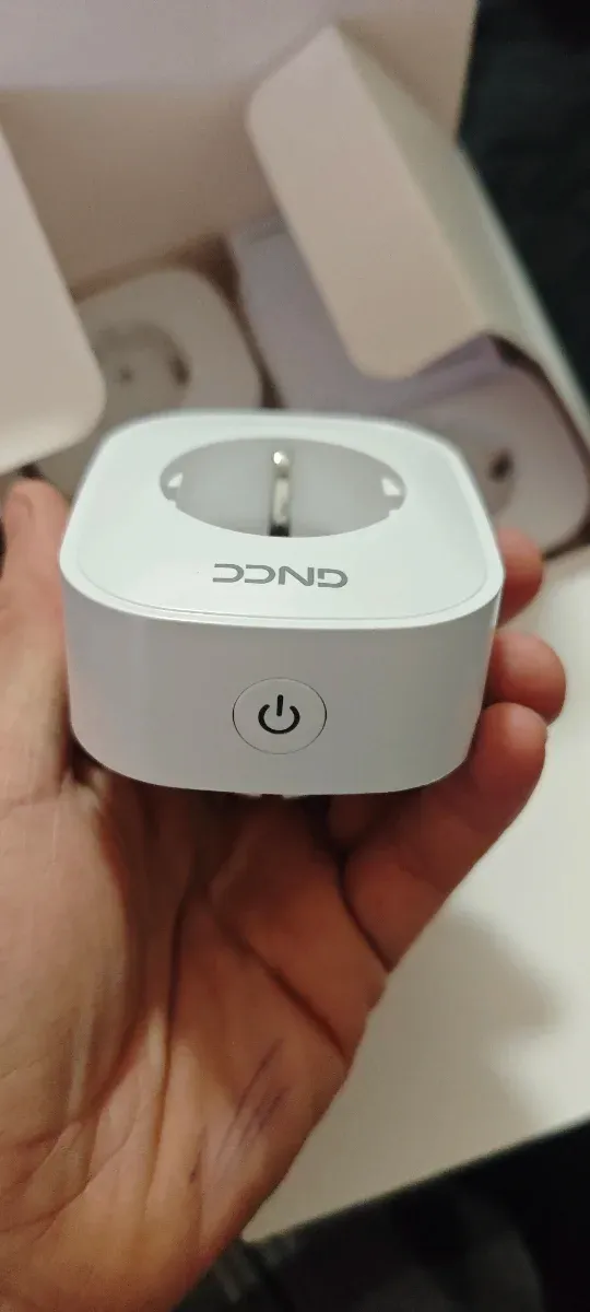 4 Enchufes Inteligentes GNCC SP11