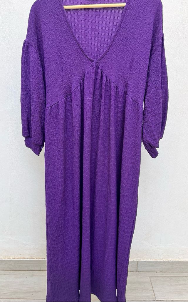 Vestido morado talla única