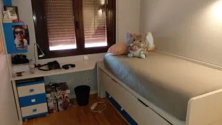 Cama juvenil con cajones y escritorio