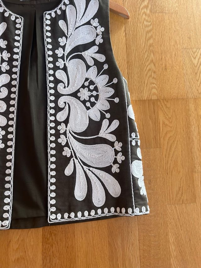 Giubbotto Zara ricamato bianco taglia M