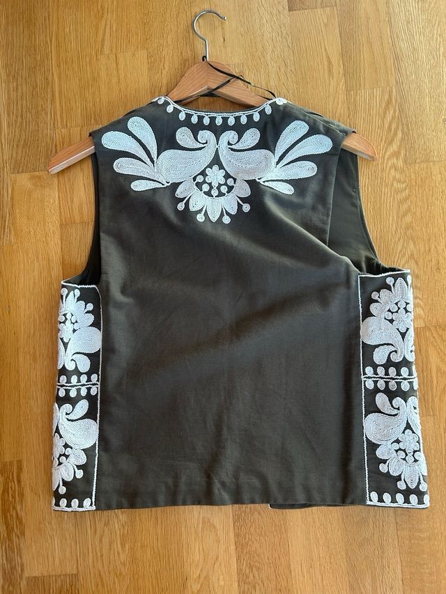 Giubbotto Zara ricamato bianco taglia M