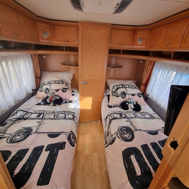 Caravana Hobby 560 WLU Prestige