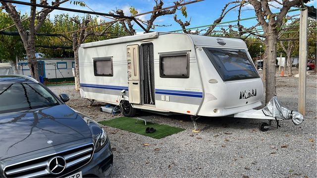 Caravana Hobby 560 WLU Prestige