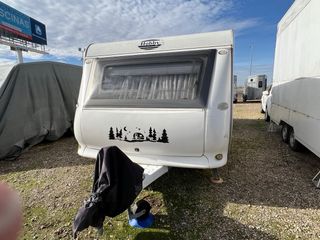 Caravana Hobby 560 WLU Prestige 1600 kg mma