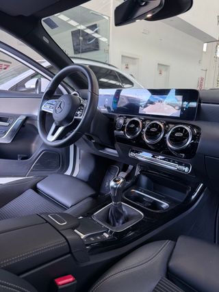 Mercedes-Benz Clase A Sedán