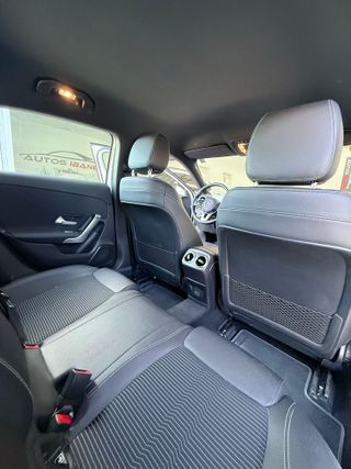 Mercedes-Benz Clase A Sedán