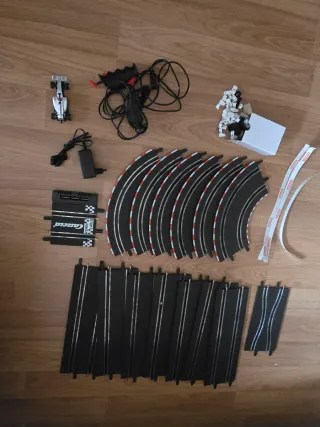 Carrera GO Circuito Pirelli Slot Racing