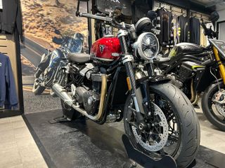 Triumph Speed Twin 1200