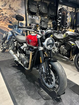 Triumph Speed Twin 1200