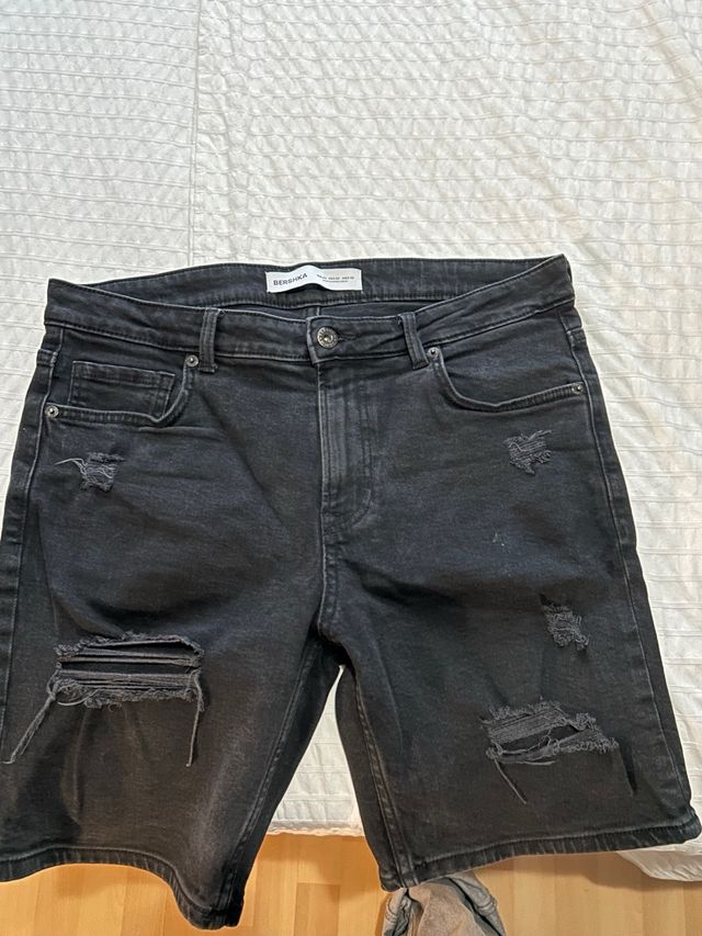 Pantaloni corti in denim nero