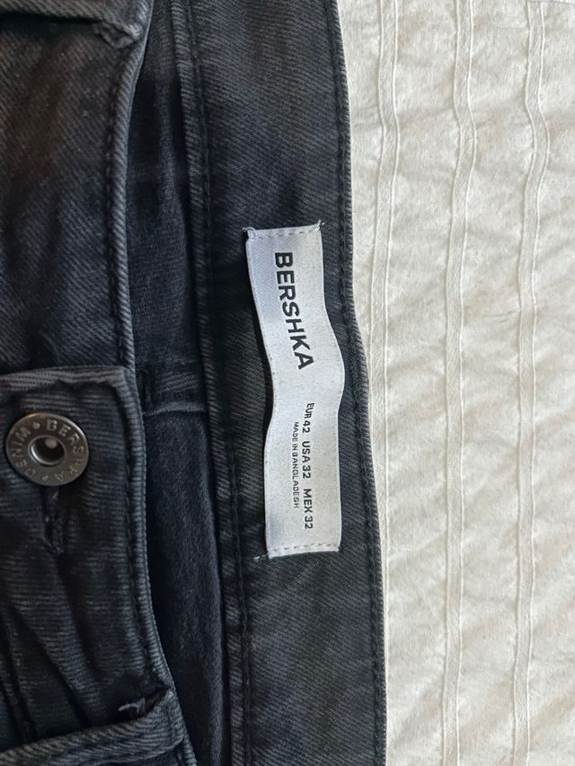 Pantaloni corti in denim nero