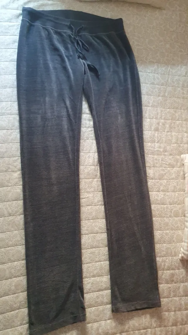 Pantalón de chándal gris