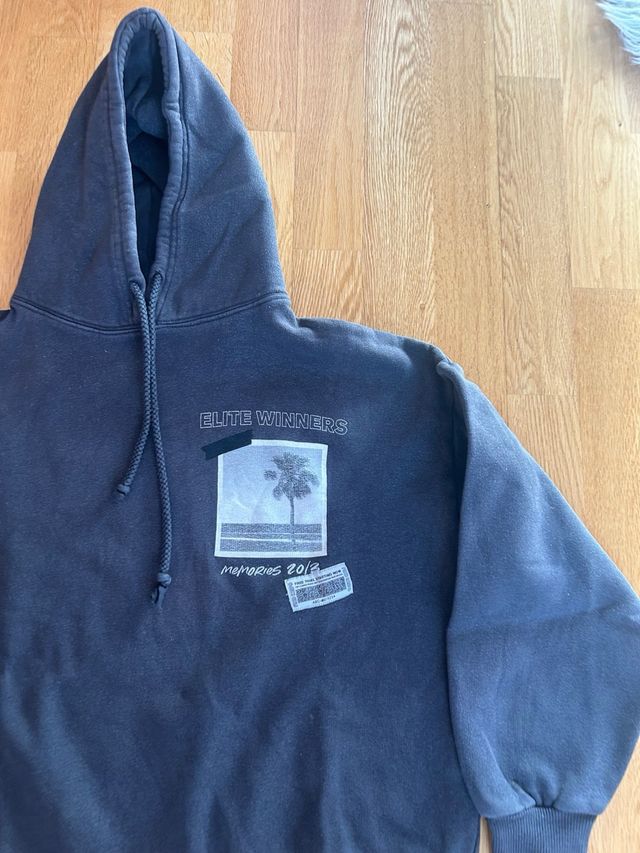 Felpa grigia Pull and Bear