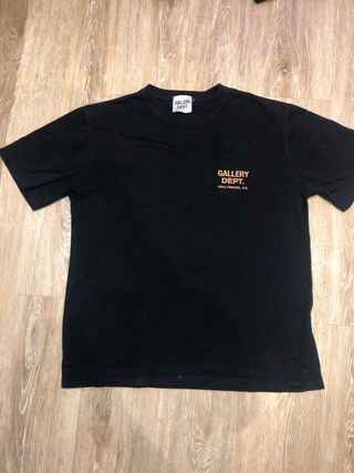 Camiseta Gallery Dept. negra – Talla L, excelente