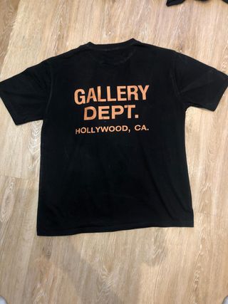 Camiseta Gallery Dept. negra – Talla L, excelente