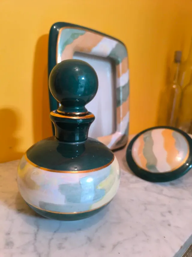 Juego de cerámica decorativo