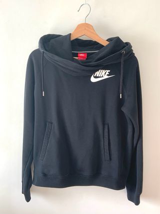 Sudadera Negra con capucha Nike