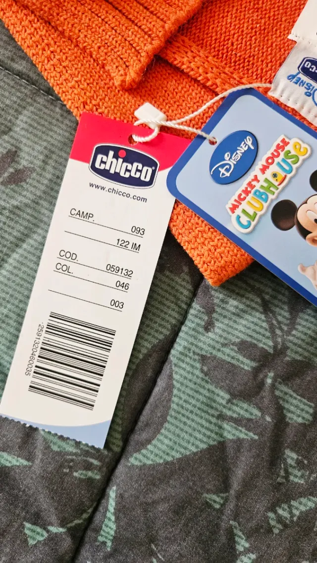 Set bimbo cappellino sciarpa e guanti arancioni