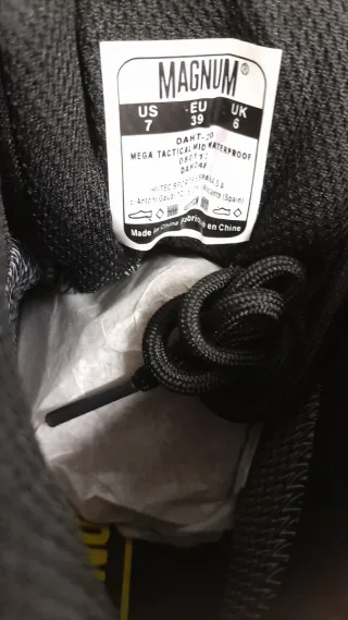 Botas Tácticas Magnum Negras