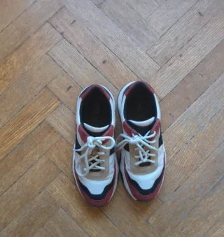 Scarpe Geox beige, nere, rosse e bianche