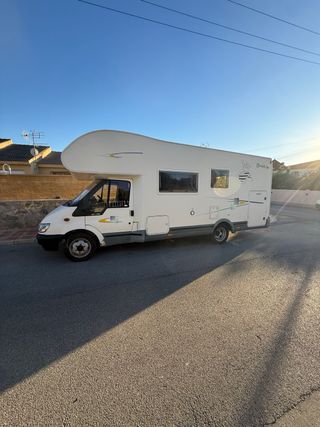 autocaravana capuchina chausson