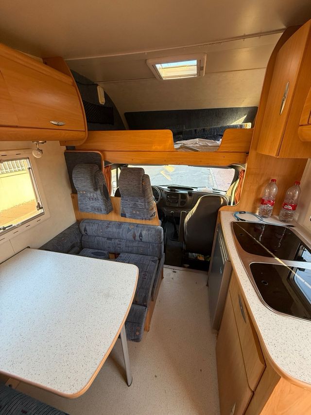 autocaravana capuchina chausson