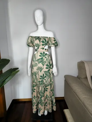 Vestido largo estampado verde y beige
